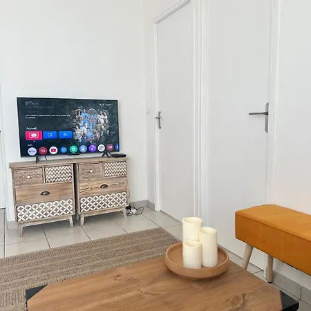 Maison La Luzala 2 Bedrooms And Port Within Walking Distance *