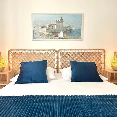 Hébergement de vacances Maison La Luzala 2 Bedrooms And Port Within Walking Distance