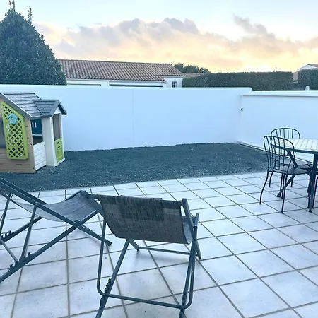 Maison La Luzala 2 Bedrooms And Port Within Walking Distance Casa de Férias