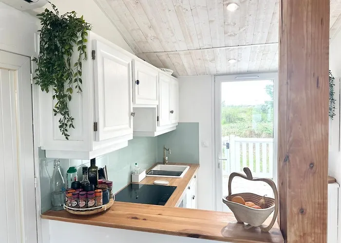 Maison La Luzala 2 Bedrooms And Port Within Walking Distance