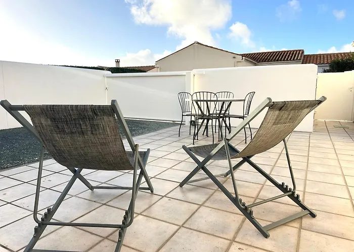 Maison La Luzala 2 Bedrooms And Port Within Walking Distance Сasa de vacaciones Saint-Pierre-d'Oleron