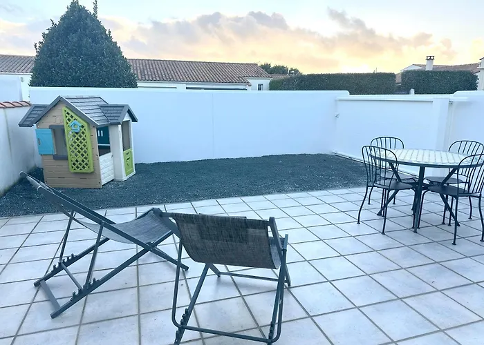 Maison La Luzala 2 Bedrooms And Port Within Walking Distance Сasa de vacaciones